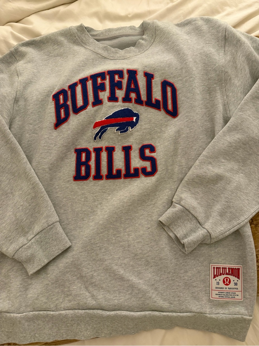 lululemon athletica Men’s Gray Buffalo Bills Crewneck Sweatshirt